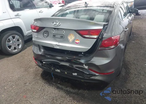 2018 Hyundai Elantra Value Edition из США, поврежденный, VIN 5NPD84LF3JH265310